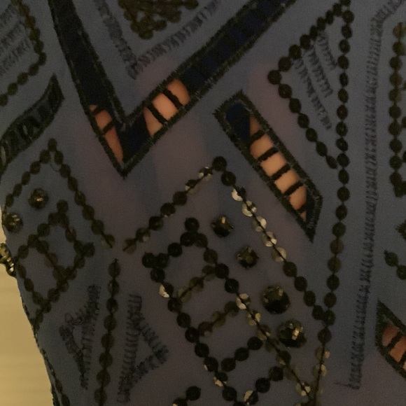 NWT express sleeveless top, M, blue/Lilac color with black embellishments - Picture 4 of 4